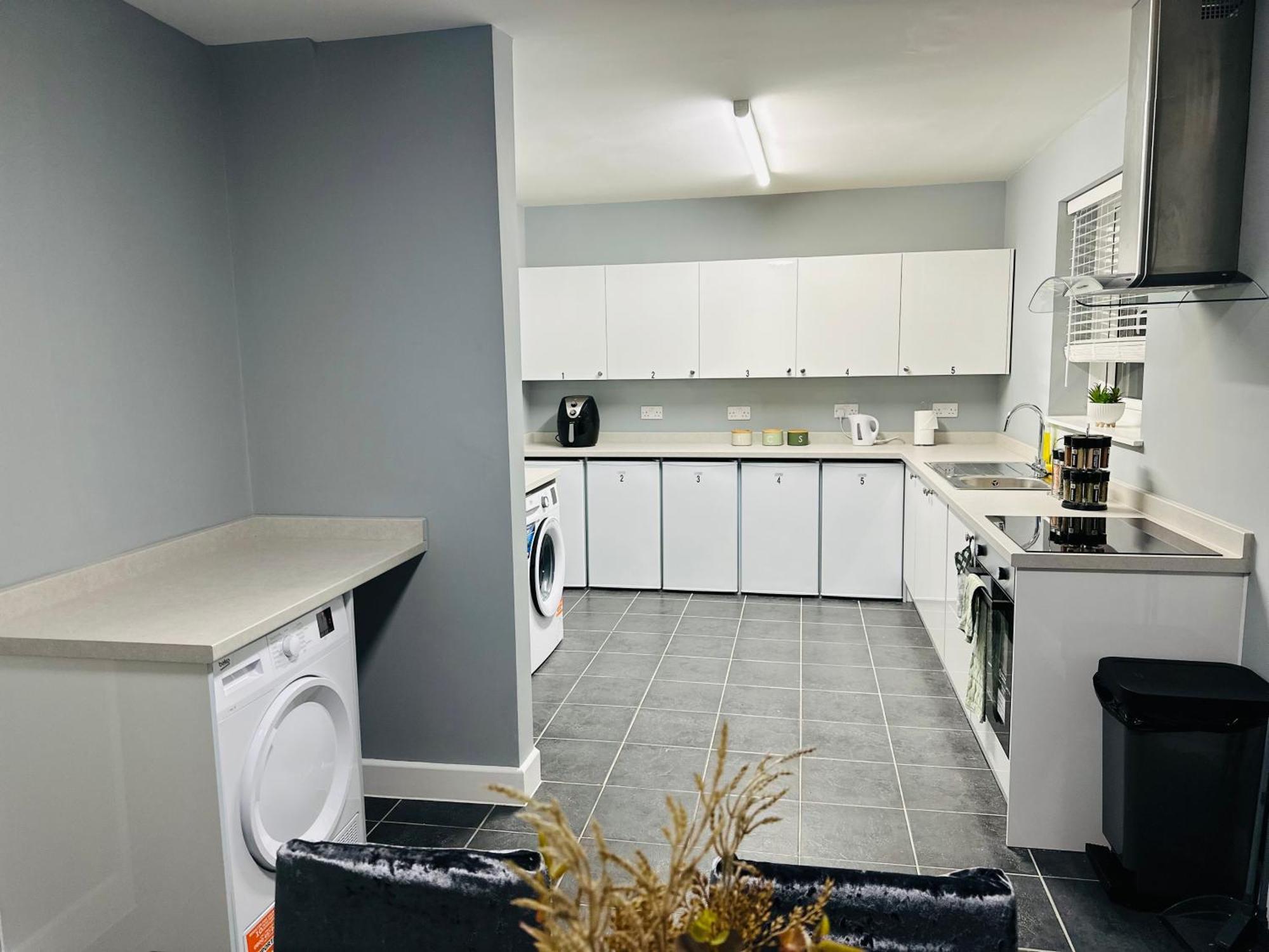 Cosy En-Suite Double Room1 Heathrow Accommodation Northolt  ภายนอก รูปภาพ